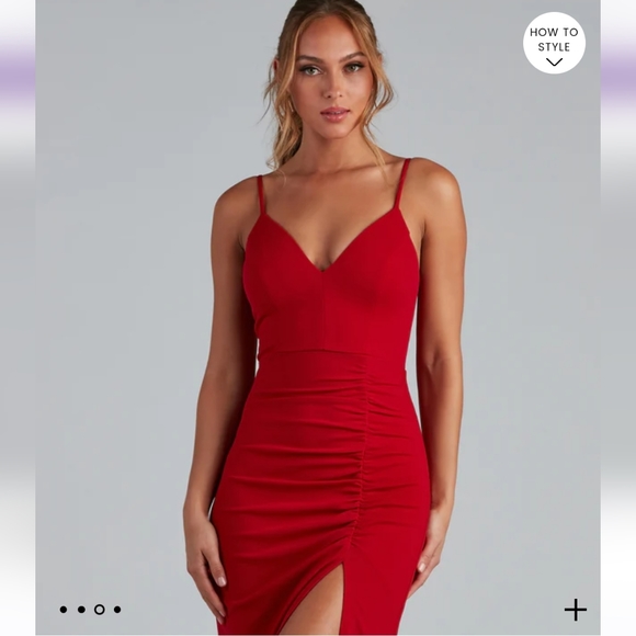 Windsor Evanna Formal Crepe Ruched Dress - Picture 2 of 5